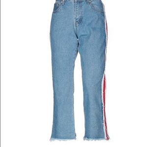 GLAMOROUS CROP KICK FLARE JEANS